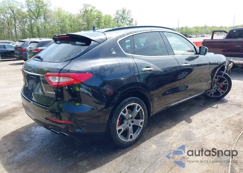 2017 Maserati Levante z USA, uszkodzony, nr VIN ZN661XUSXHX248138
